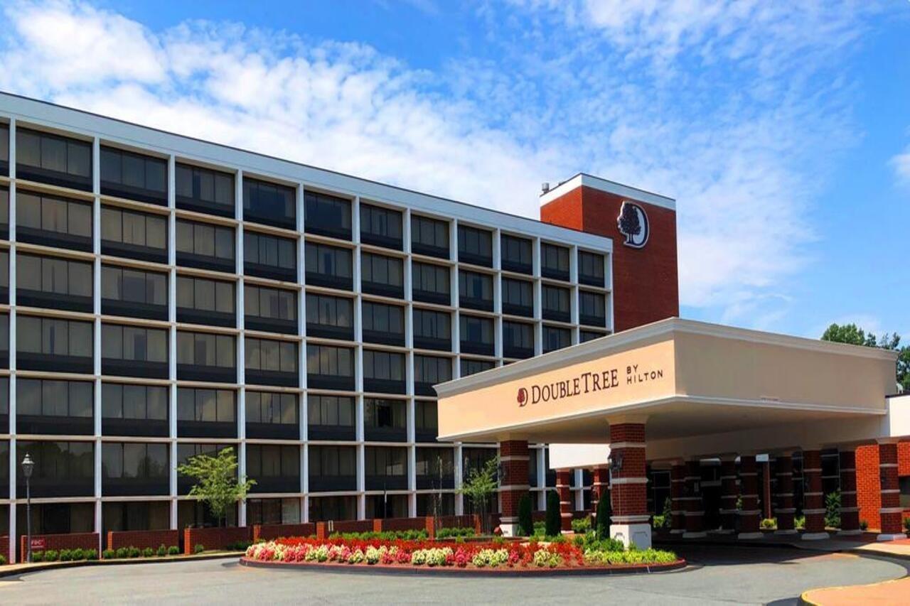 Doubletree By Hilton Шарлотсвил Екстериор снимка