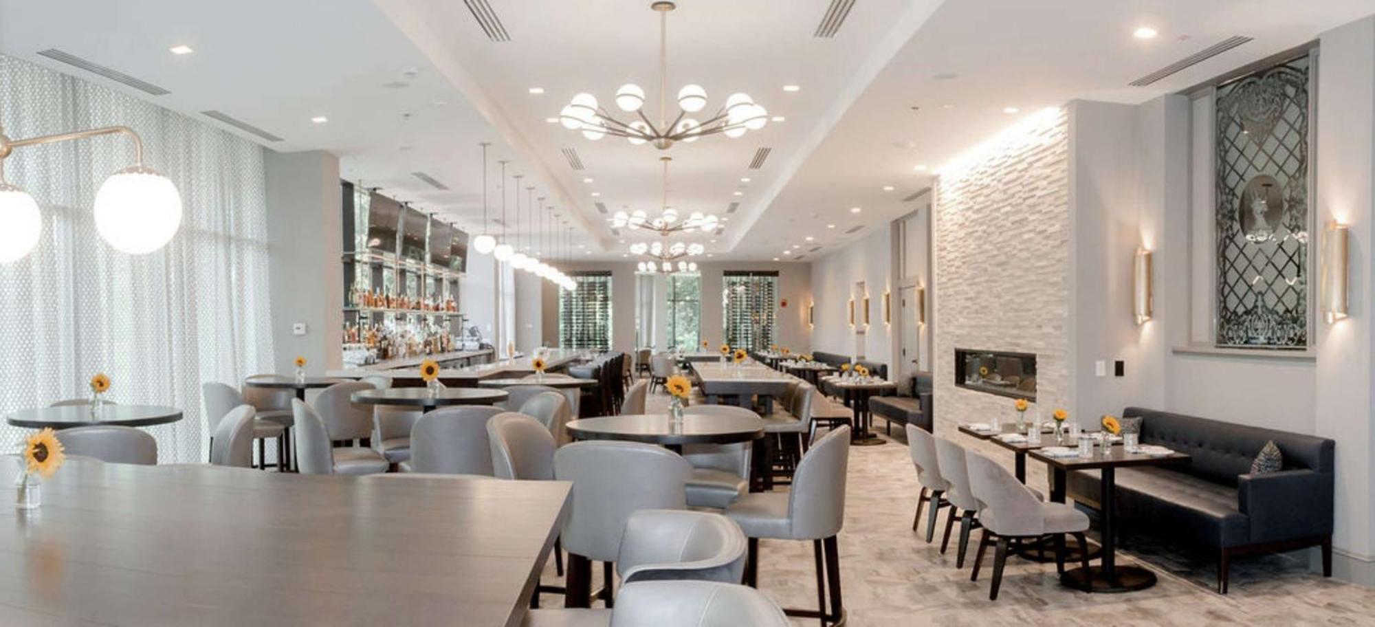 Doubletree By Hilton Шарлотсвил Екстериор снимка