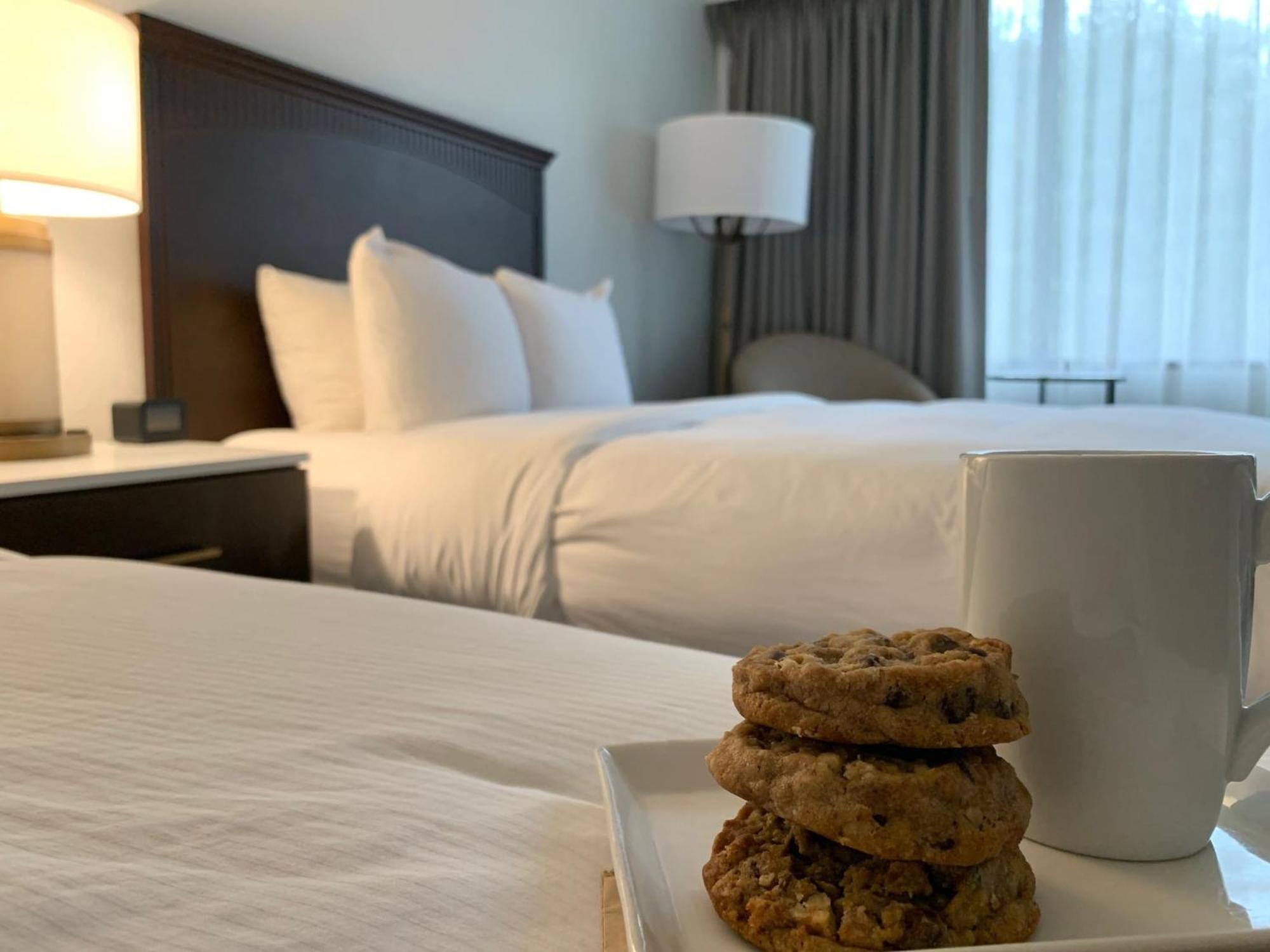 Doubletree By Hilton Шарлотсвил Екстериор снимка